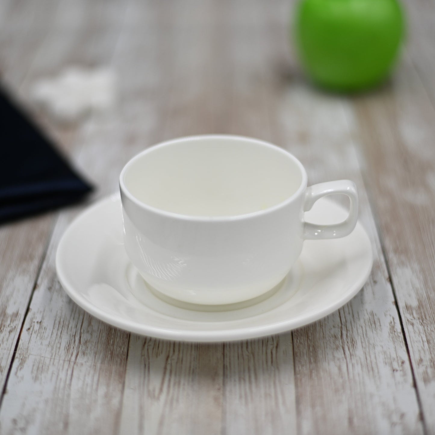 Taza de té y platillo de 7 oz y 220 ml de color blanco