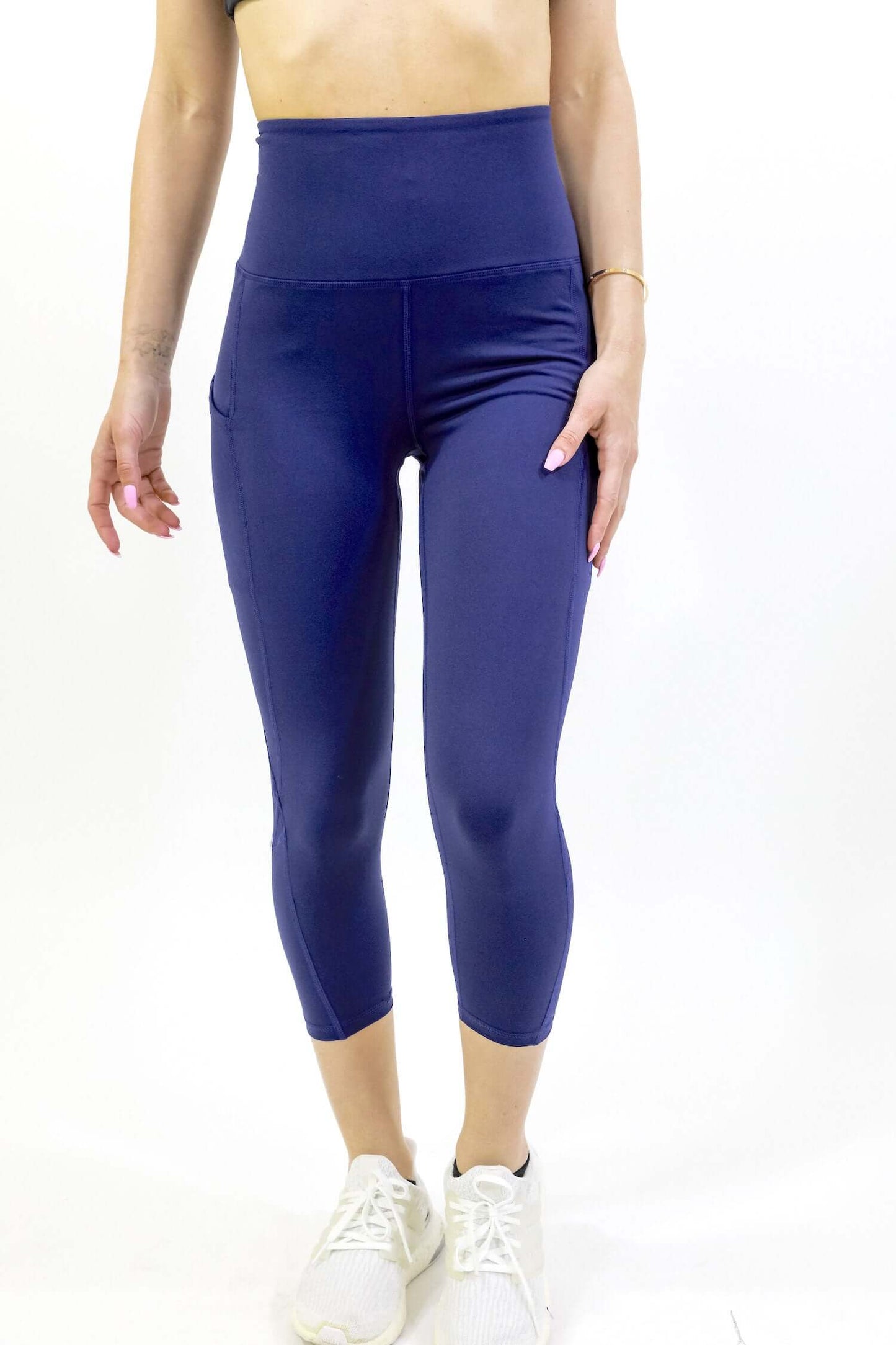 Leggings capri de cintura alta con bolsillos en la cadera de Seajoy Athletic